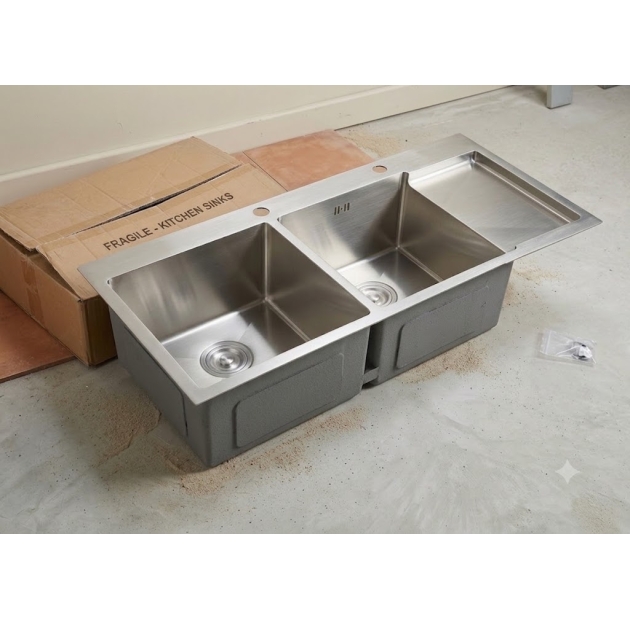 Chậu Rửa Chén 2 Hộc Inox 304 KT 1200 x 500 x 230mm LUSENTER (BRC62)