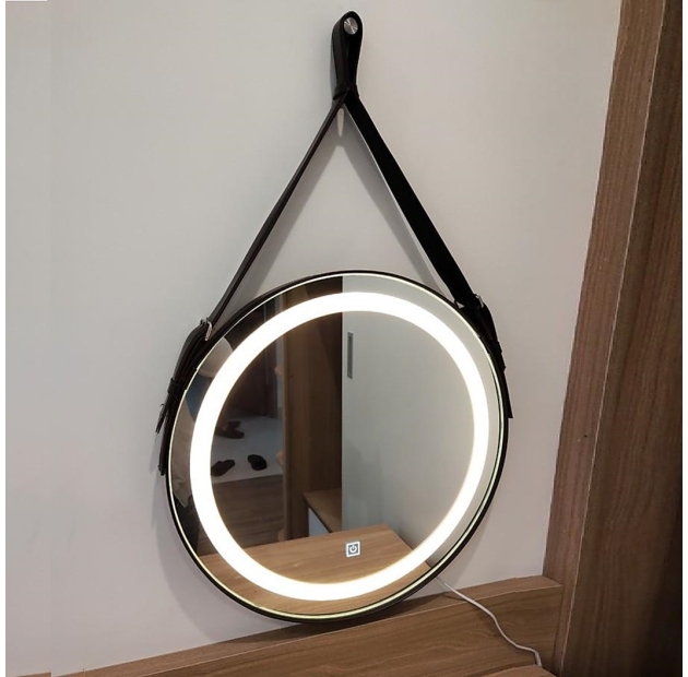 Gương Led Cảm Ứng Treo Dây Da 60*60 LUSENTER (G22)