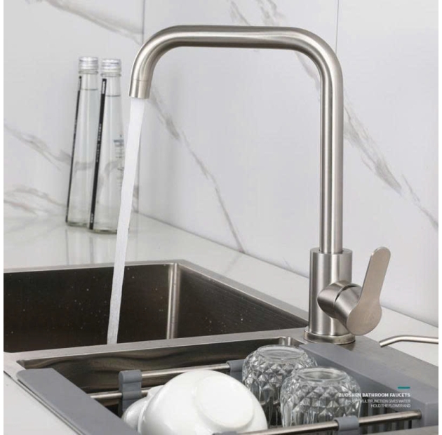 Vòi Rửa Chén Nóng Lạnh Inox LUSENTER (VC07)